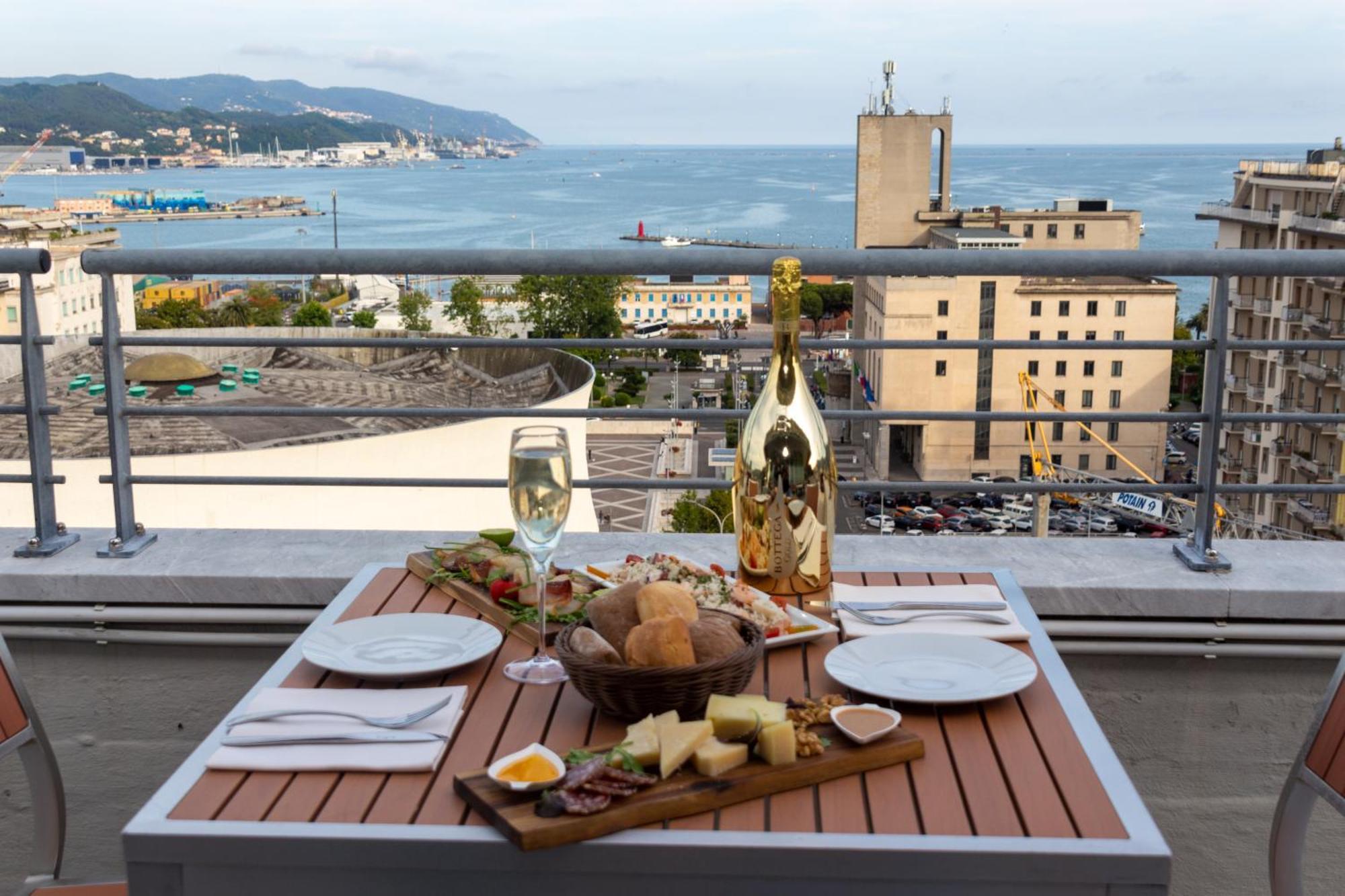 Allegroitalia La Spezia 5 Terre Exterior photo